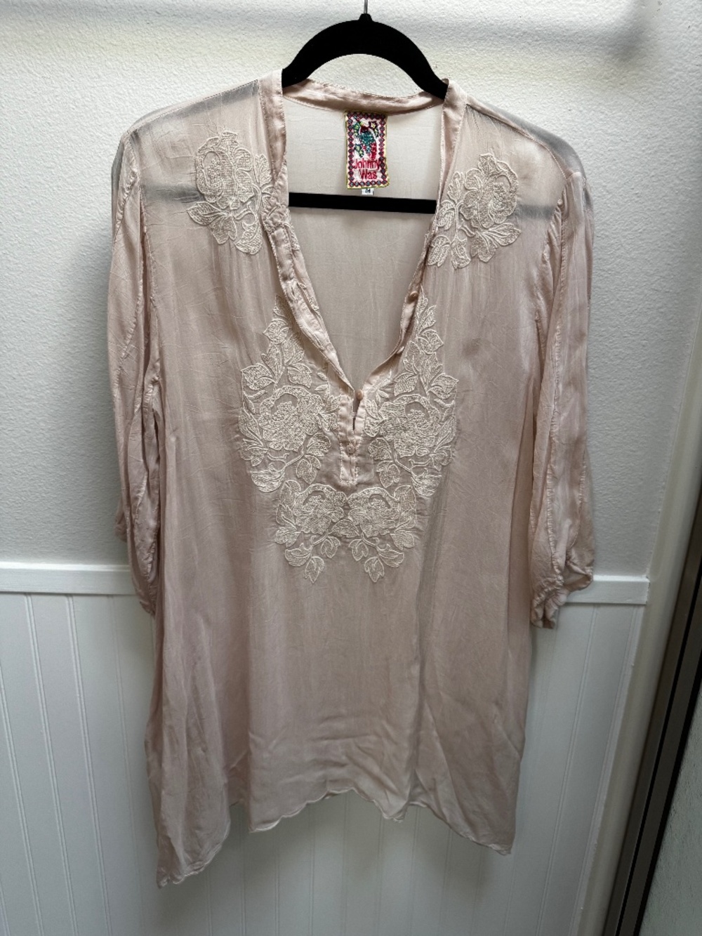 Johnny Was Silk Embroidered 3/4 sleeve Blouse M